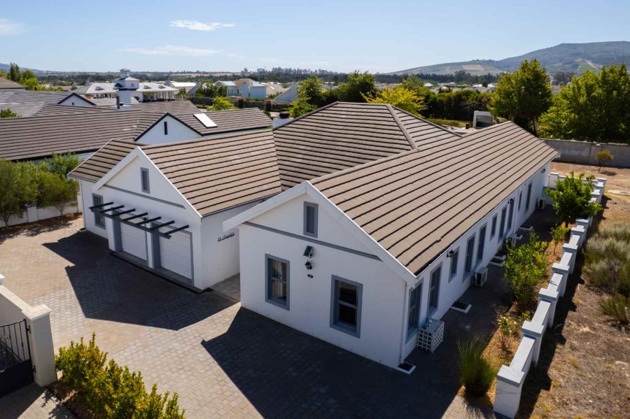 4 Bedroom Property for Sale in Val De Vie Estate Western Cape